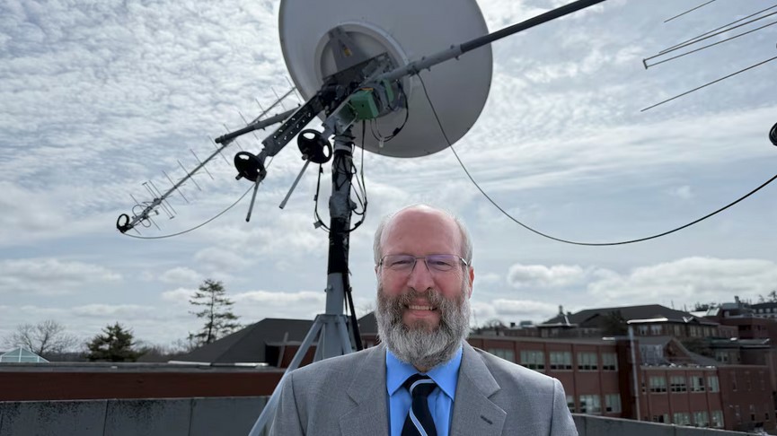 VE9EX - Dr. Brent Petersen